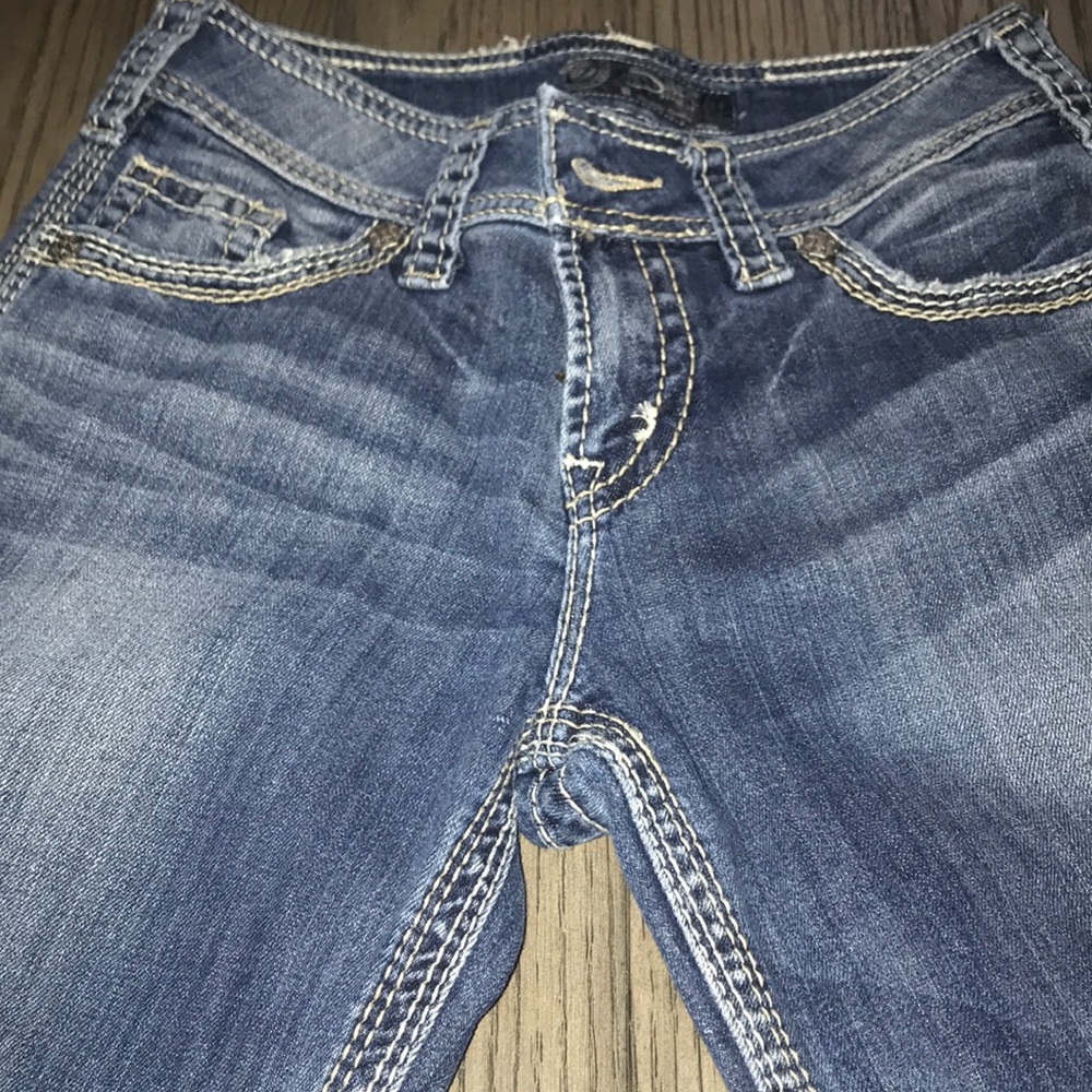 Silver Jeans - Picture 8 of 8